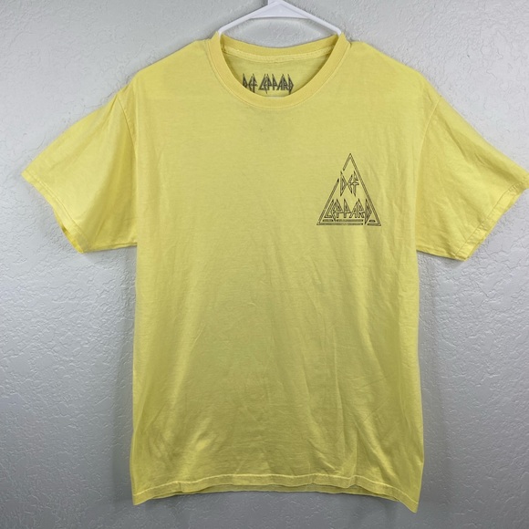 Def Leppard Graphic Band T-Shirt Yellow Triangle Logo Swimming Pool Dive… - Picture 5 of 9
